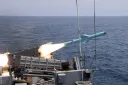 Иран ударил ракетами по кораблю США