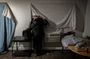 Nieuw EU-migratieakkoord zet in op deportatiehubs; Commissie eist open Schengenzone