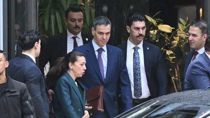 İspaniyä xökümäte räise Änkarada tön qunarğa mäcbür buldı