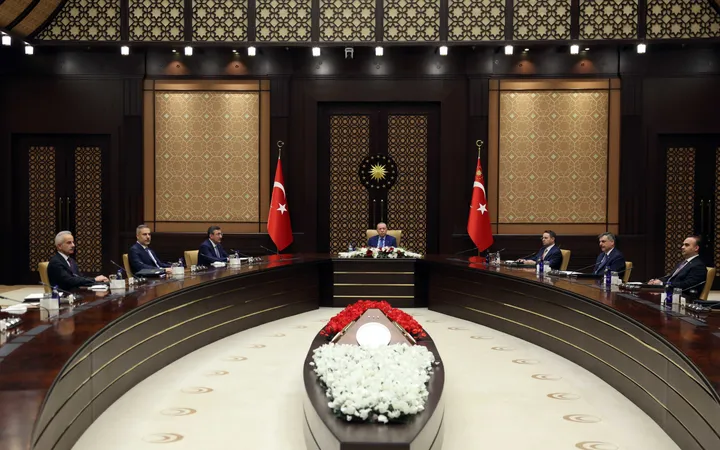 برئاسة أردوغان.. اجتماع مجلس الأمن السيبراني يعزز الحماية الرقمية ويحدد القطاعات الحيوية