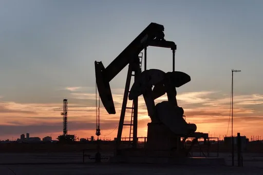 Oil prices extend sharp decline as diplomacy hopes cool fears over Hormuz
