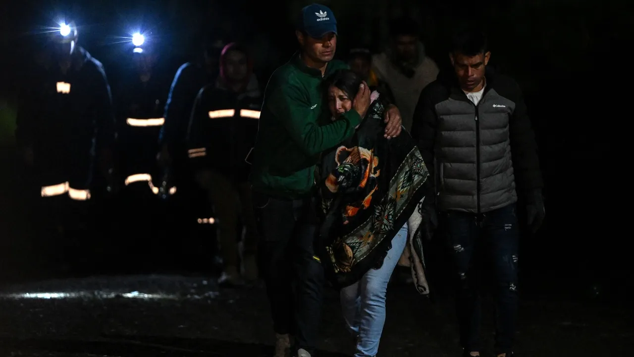 Kolumbiyada kümer şaxtasındağı şartlaw näticäsendä 9 keşe ülde