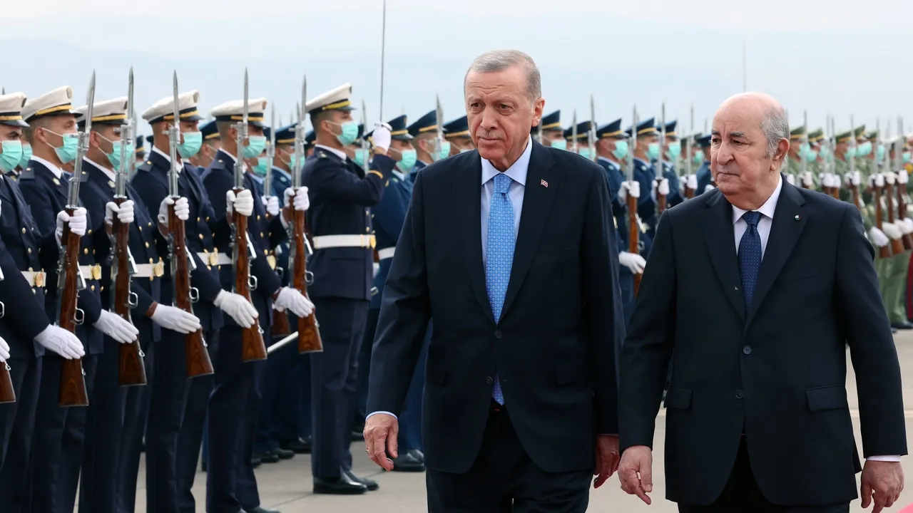 Президент Алжира посетит Турцию