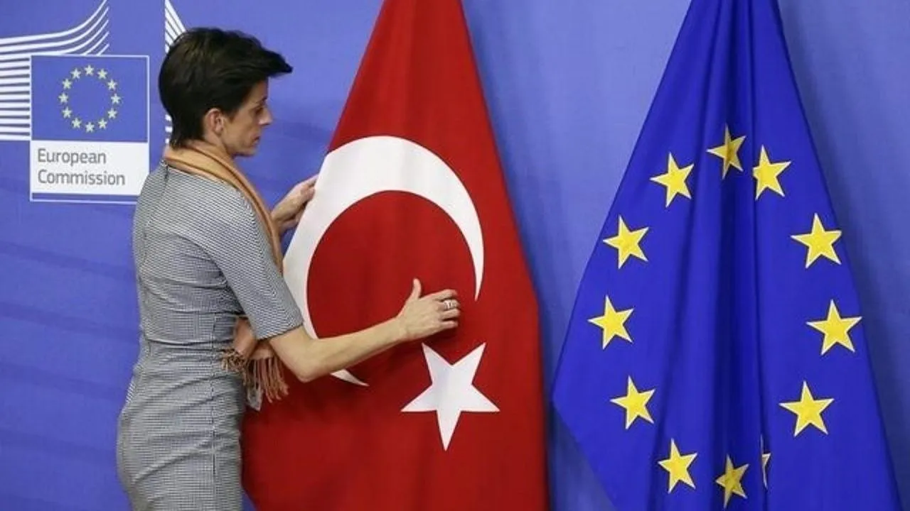 Pânico na imprensa grega relativamente à Türkiye: a Europa está a voltar-se para Ancara