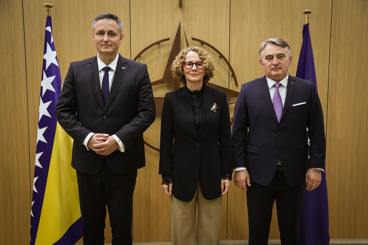 Kreu i Presidencës së BeH së  Janë përmbushur kushtet që Sarajeva të ftohet për anëtarësim në NATO