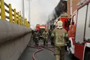 8 загинати, 41 повреден во пожар во комерцијален комплекс во близина на Техеран