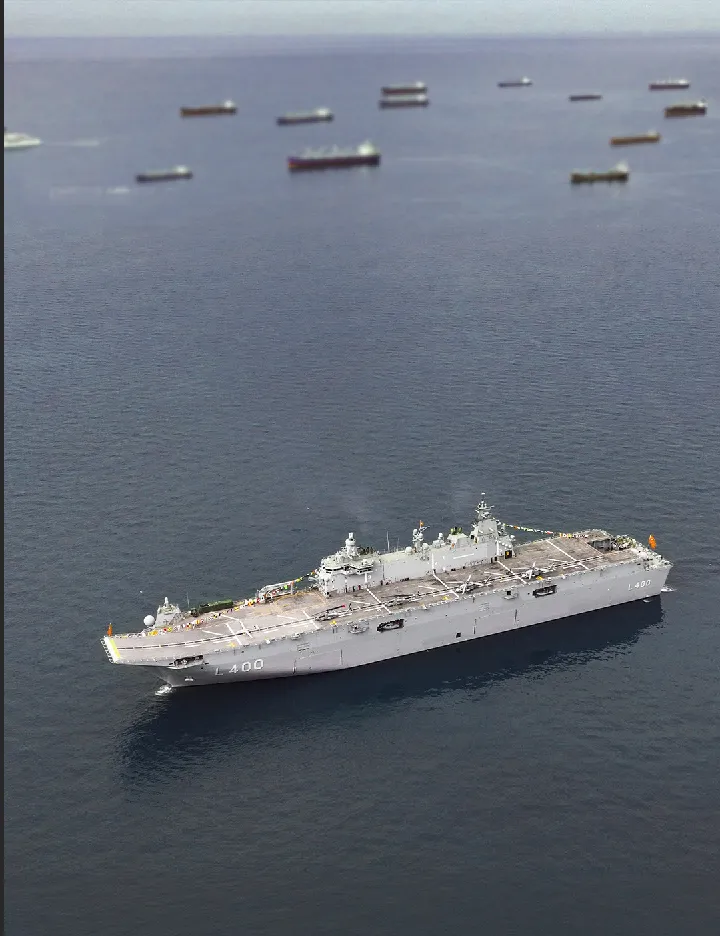 SAHA 2026で各国高官が強襲揚陸艦「TCGアナドル」を視察