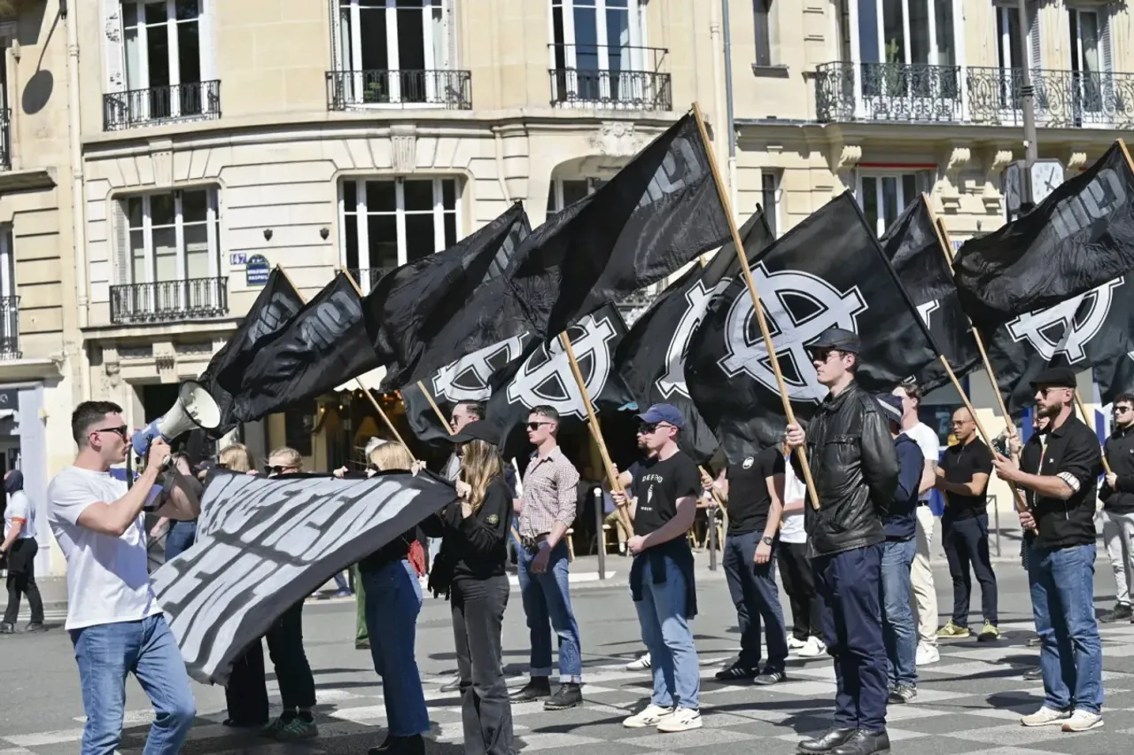 France: une manifestation néonazie et sa réponse antifa interdites à Paris