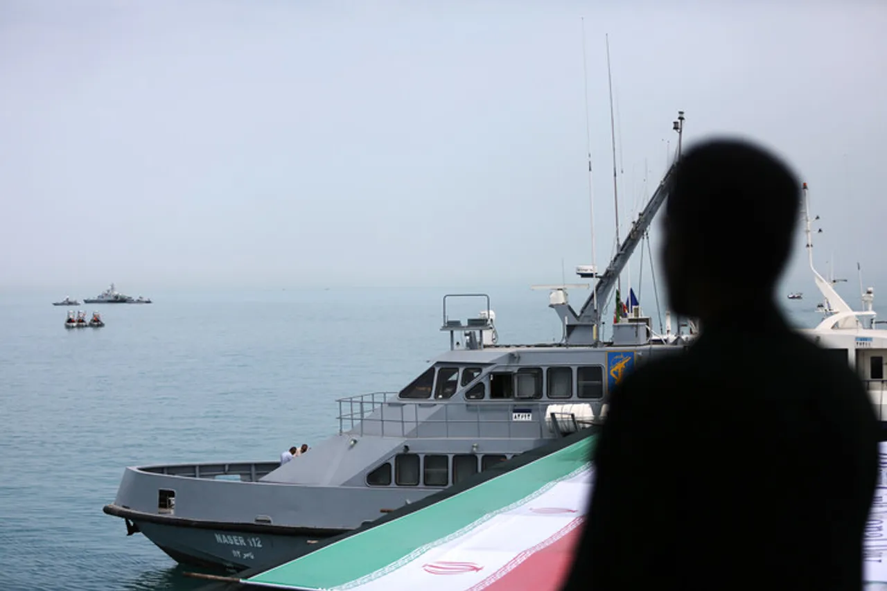 Iran saopćio da brodovi poštuju nove propise tranzita kroz Hormuški moreuz
