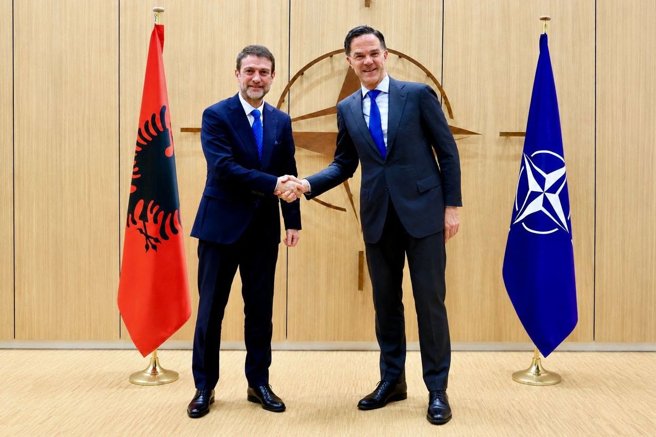 Hoxha Rutte  Angazhimi i vazhdueshëm i NATO s mbetet thelbësor për ruajtjen e stabilitetit në rajon
