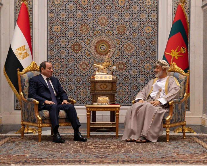 الرئيس المصري وسلطان عمان يبحثان سبل إبرام اتفاق نهائي بين واشنطن وطهران