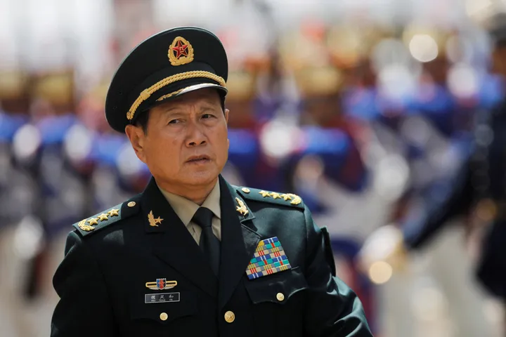 China gives two ex-defence chiefs suspended death sentence over graft