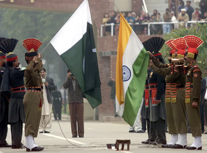 भारत-पाकिस्तान सीमा पार संघर्ष की पहली बरसी पर दोनों देशों ने सैन्य अभियानों को याद किया