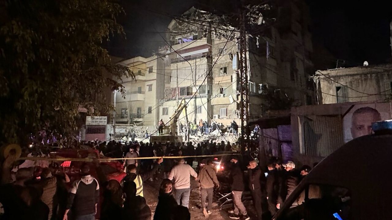 Sulmi me dron izraelit godet ambulancën në Liban  3 të plagosur