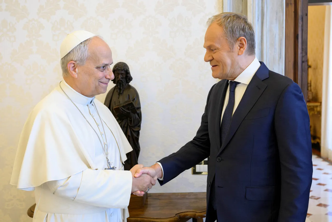 Tusk spotkał się z papieżem oraz premier Włoch