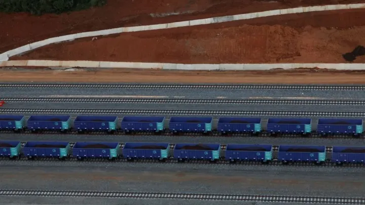 Mining resumes at mega iron ore site in Guinea after workers end strike