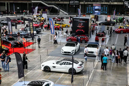 U Beogradu počeo dvodnevni GT Serbia međunarodni šou supersportskih automobila