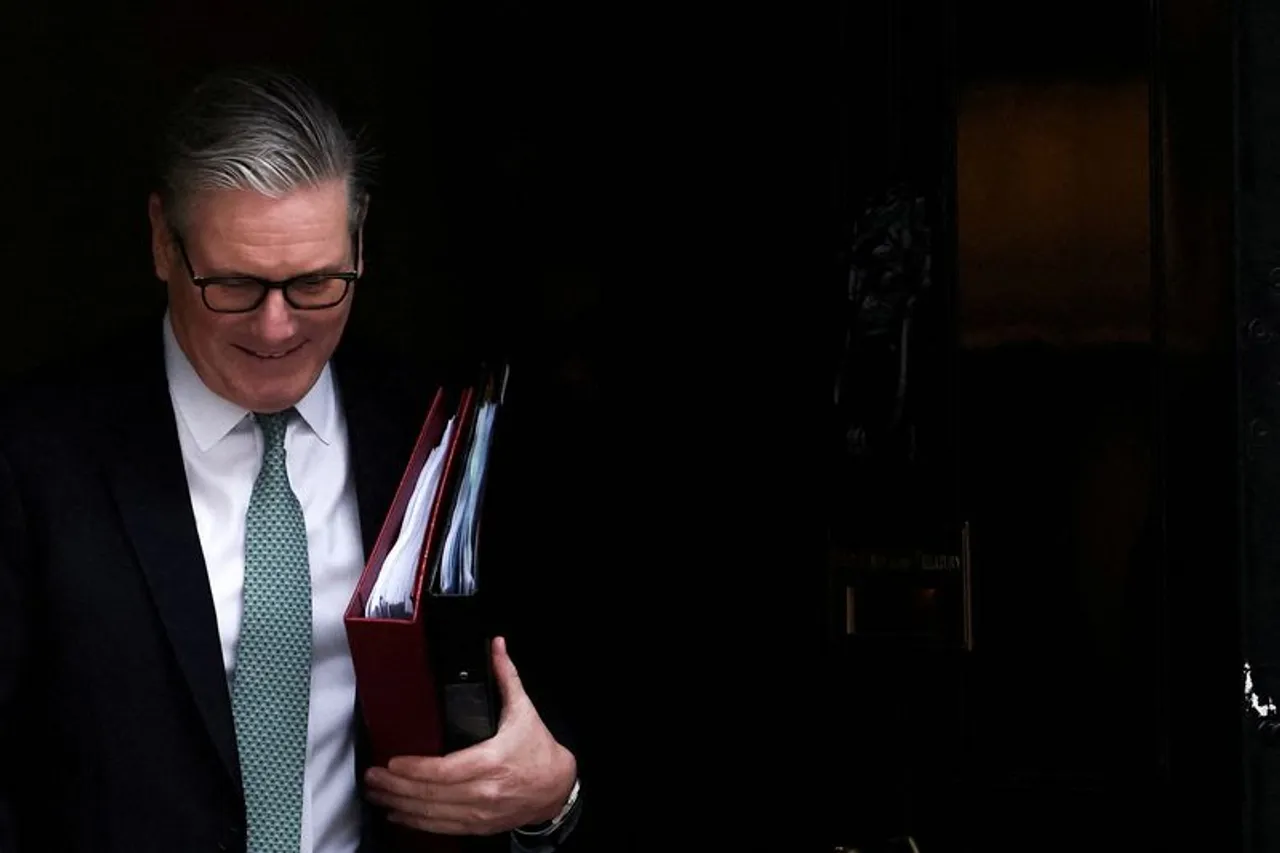 More Labour lawmakers urge British Prime Minister Starmer to step down
