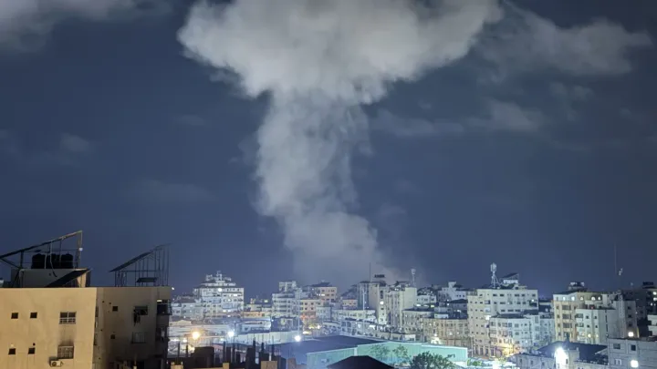 Gaza: 9 Palestiniens blessés dans une frappe israélienne, dont un enfant