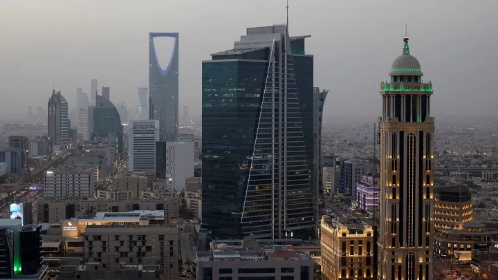 Arábia Saudita nega ter autorizado utilização do espaço aéreo para operações militares ofensivas