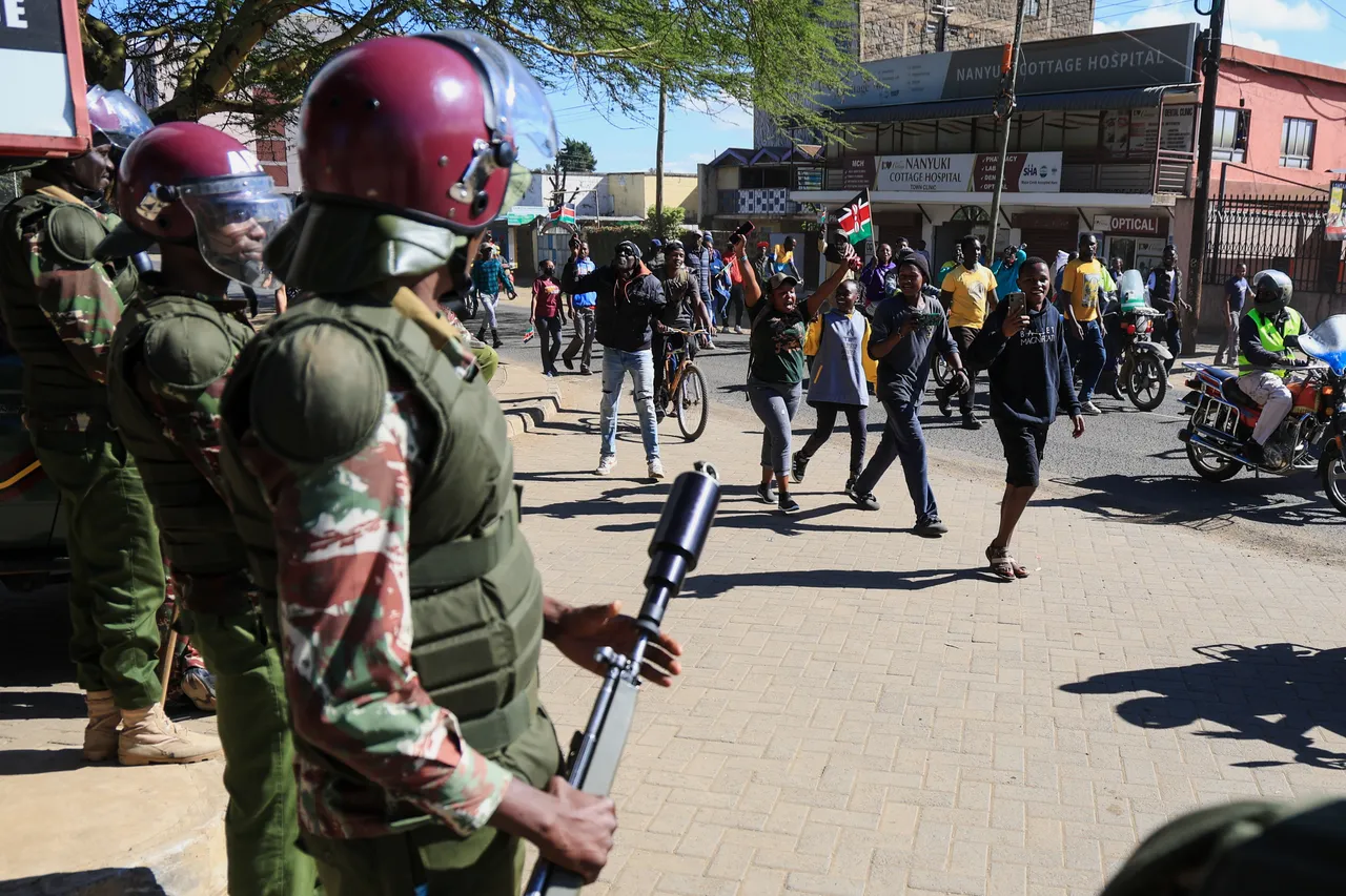 Kenyan youths rally against Ebola centre for Americans