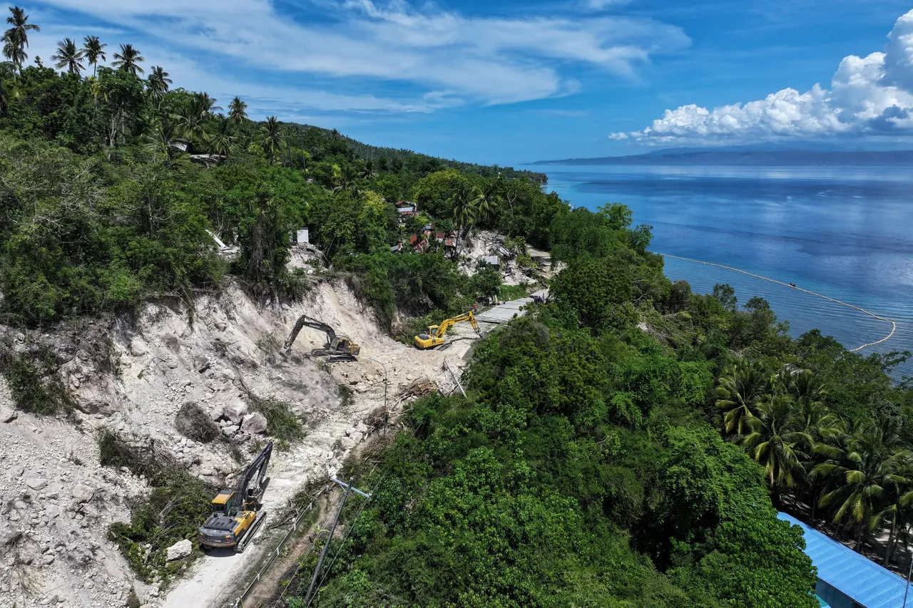 Gempa bumi Filipina: Dasar laut dilaporkan meningkat hingga 2 meter
