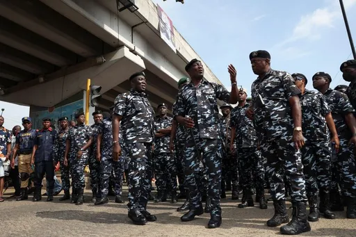 'Yansanda a Nijeriya sun kama 'yan kasashen waje 38, sun ƙwato makamai a jihar Legas