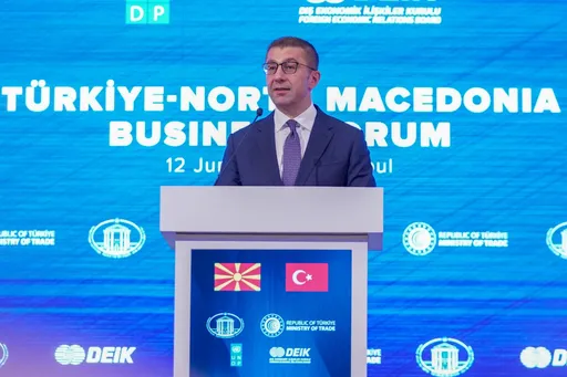 Mickoski në forumin e biznesit në Istanbul fton investitorët turq: Ta ndërtojmë të ardhmen së bashku