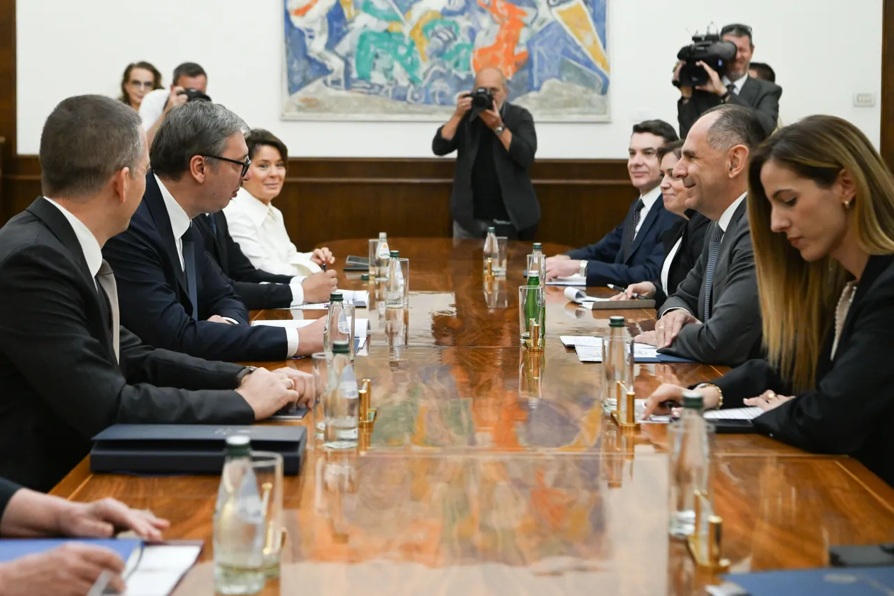 Vučić s Gerapetritisom o jačanju odnosa Srbije i Grčke i evropskoj perspektivi