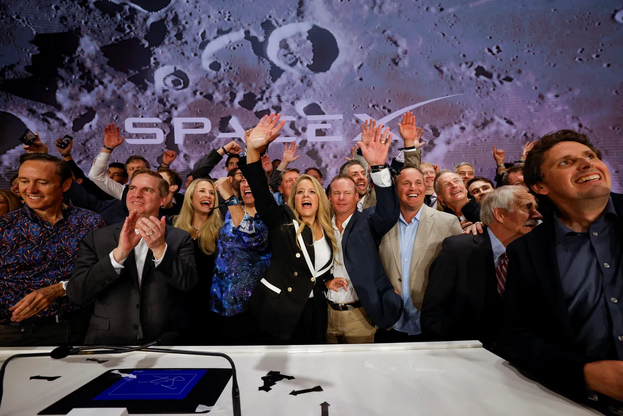 Musk’s SpaceX IPO raises record $75bn, makes Wall Street debut
