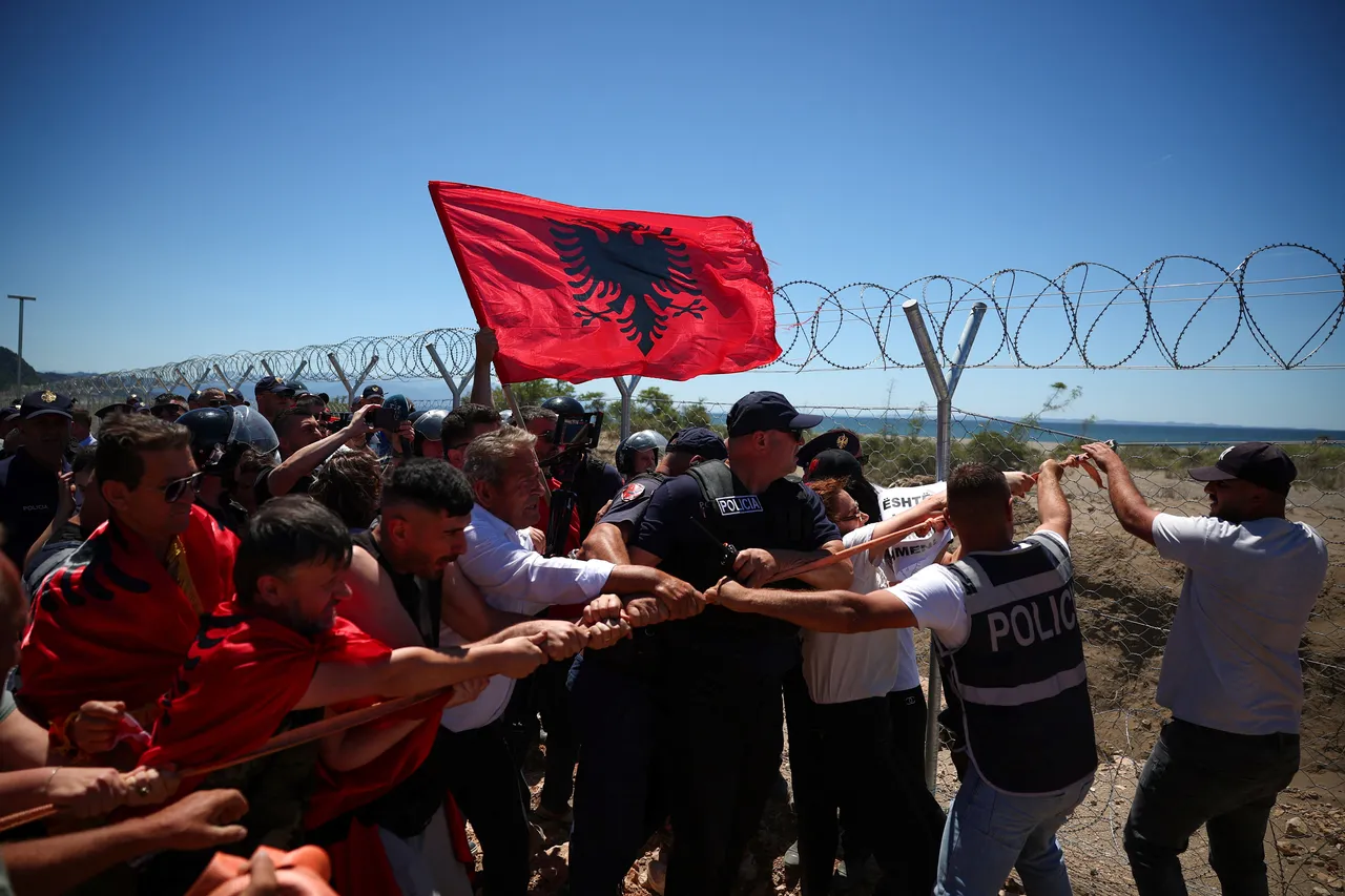 Shkodër: Protestë kundër resortit turistik të planifikuar në Rrjoll