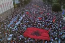 Protestuesit marshojnë për të 14-ën ditë rrugëve të Tiranës kundër projektit në Zvërnec