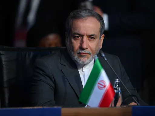 عراقچی: پیشنویس توافق ایران و آمریکا بهصورت دیجیتال امضا خواهد شد