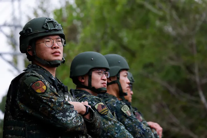 Taiwan proposes minimum one-year jail term for military service evasion