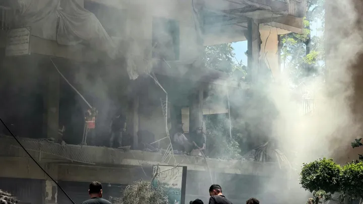 لبنان.. قتيل وجرحى بغارة إسرائيلية على ضاحية بيروت و"حزب الله" ينفذ هجمات بمسيرات