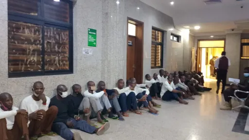 Gwamnatin Nijeriya ta gurfanar da fiye da mutum 400 a kotu a Abuja kan zarginsu da ta'addanci