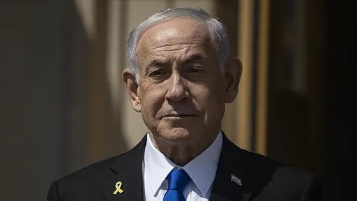 Bivši izraelski premijer pozvao na smjenu Netanyahua "štapovima i kamenjem" ako se izbori sabotiraju