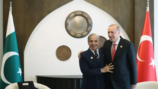 Шахбаз Шариф президент Ердоғанның қолдауын жоғары бағалады