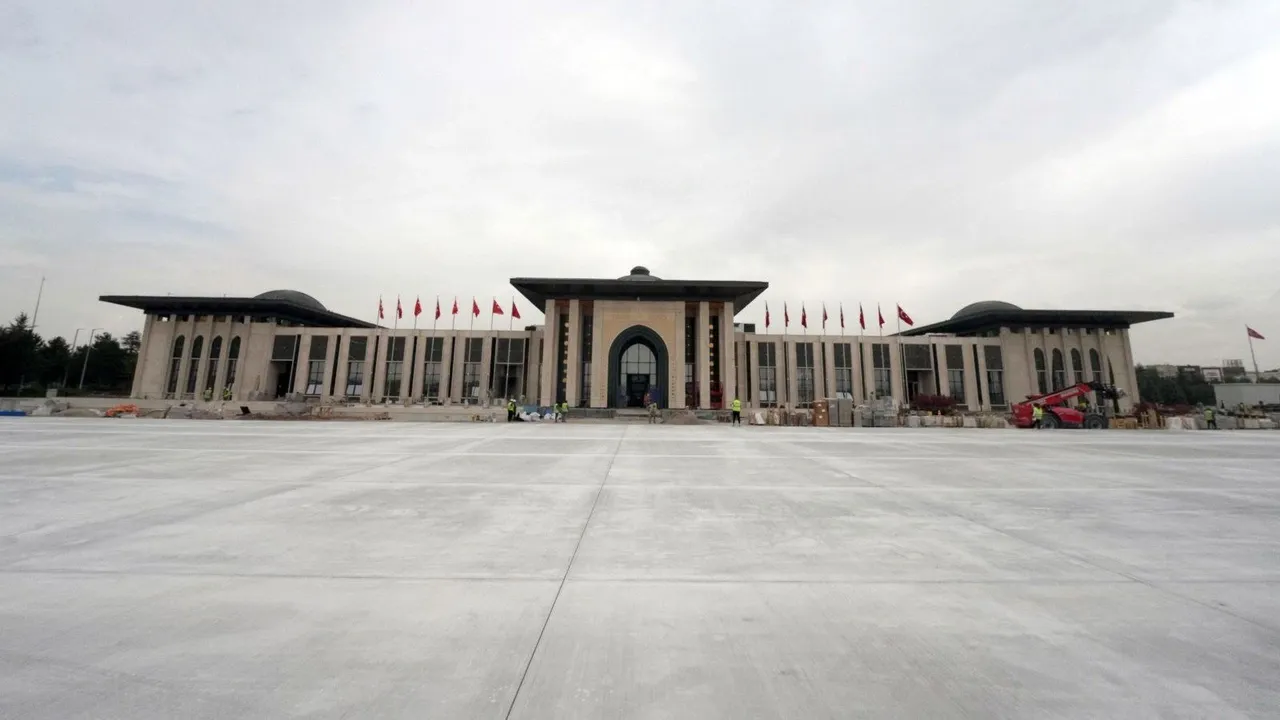Ankara Hava Limanının açılışı bu gün baş tutacaq