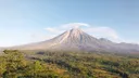 Gunung Semeru erupsi tujuh kali, warga diimbau waspada