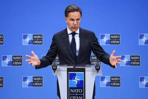 NATO-ja kërkon alternativa më të lira për t’u përballur me kërcënimet nga dronët