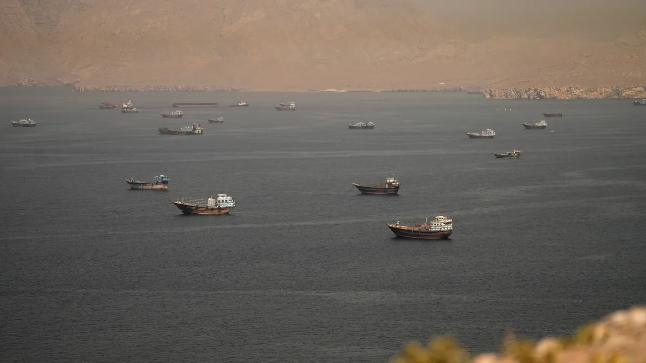 Forcat amerikane heqin bllokadën ndaj trafikut detar në portet iraniane