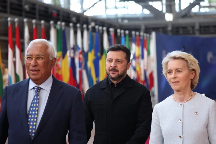 Bruksela: Zełenski prowadzi rozmowy z liderami UE o wsparciu i integracji Ukrainy