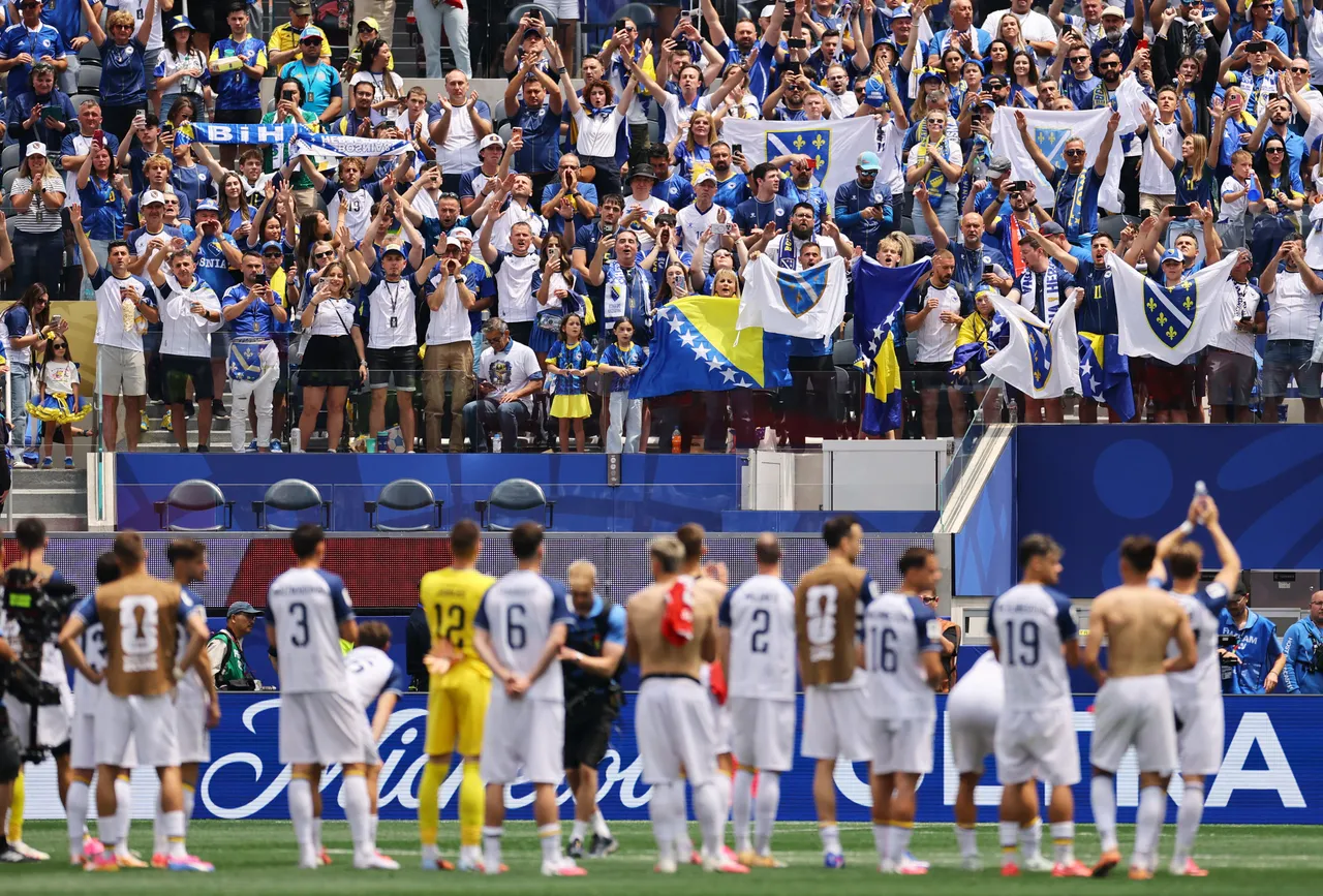 Switzerland beat Bosnia 4-1 to close on World Cup last 32
