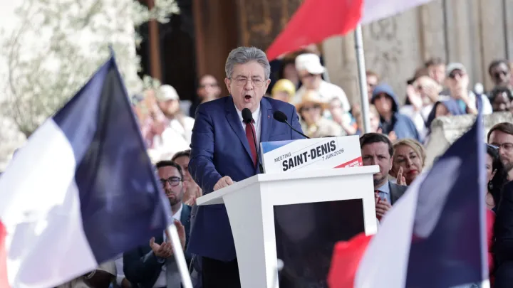 Fête de la musique: un concert de LFI interdit à Paris, “à la demande du Crif” selon Mélenchon