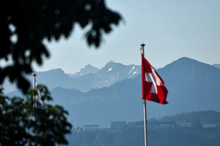 Planned US-Iran talks postponed, Swiss foreign ministry says