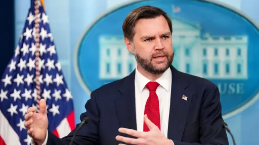 Le vice-président américain J.D. Vance fustige les Israéliens critiquant l’accord avec l’Iran