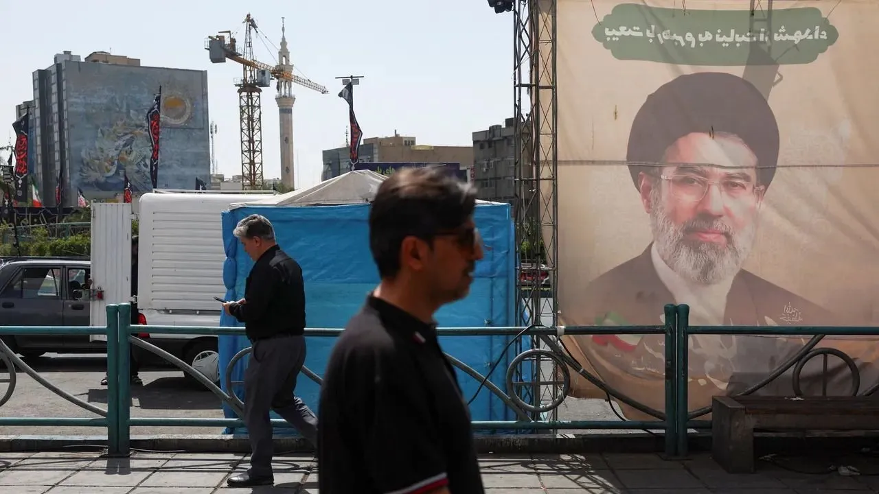 رهبر ایران: مذاکرات آینده با آمریکا به معنای پذیرش موضع دشمن نیست