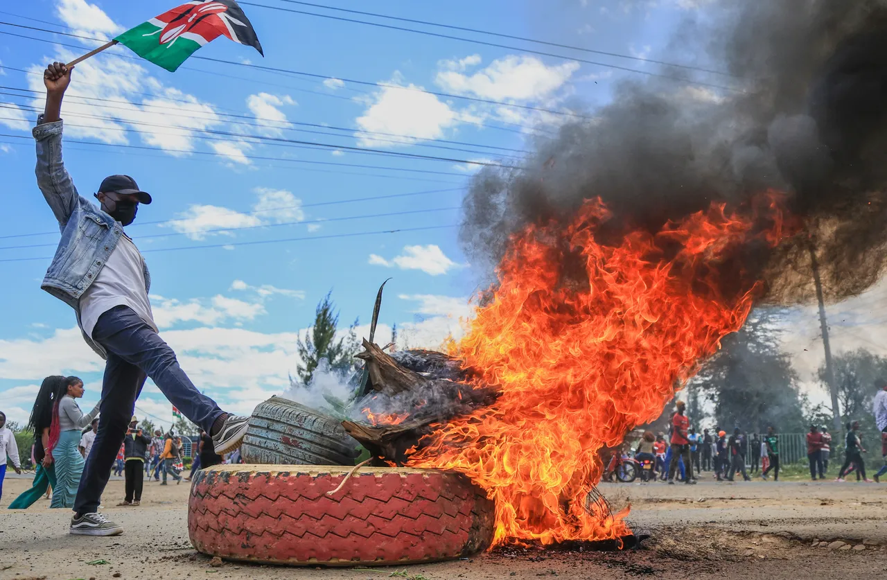 Kenya arrests protesters against US Ebola centre