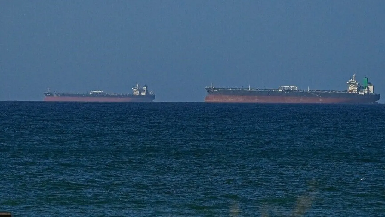 Irão afirma ter atingido um navio ligado aos EUA e a Israel após ataque a embarcação iraniana